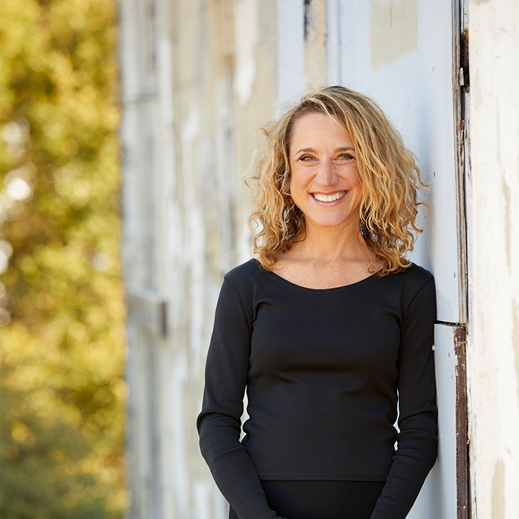 Lisa Mroz